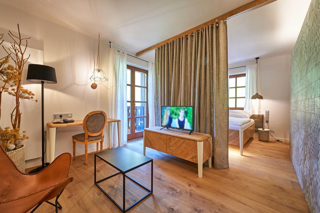 Hotel Plesnik Logarska Dolina Solčava Екстериор снимка